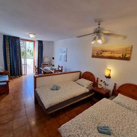 Appartamento Schone In Playa De La Americas Mit Gepflegtem Garten